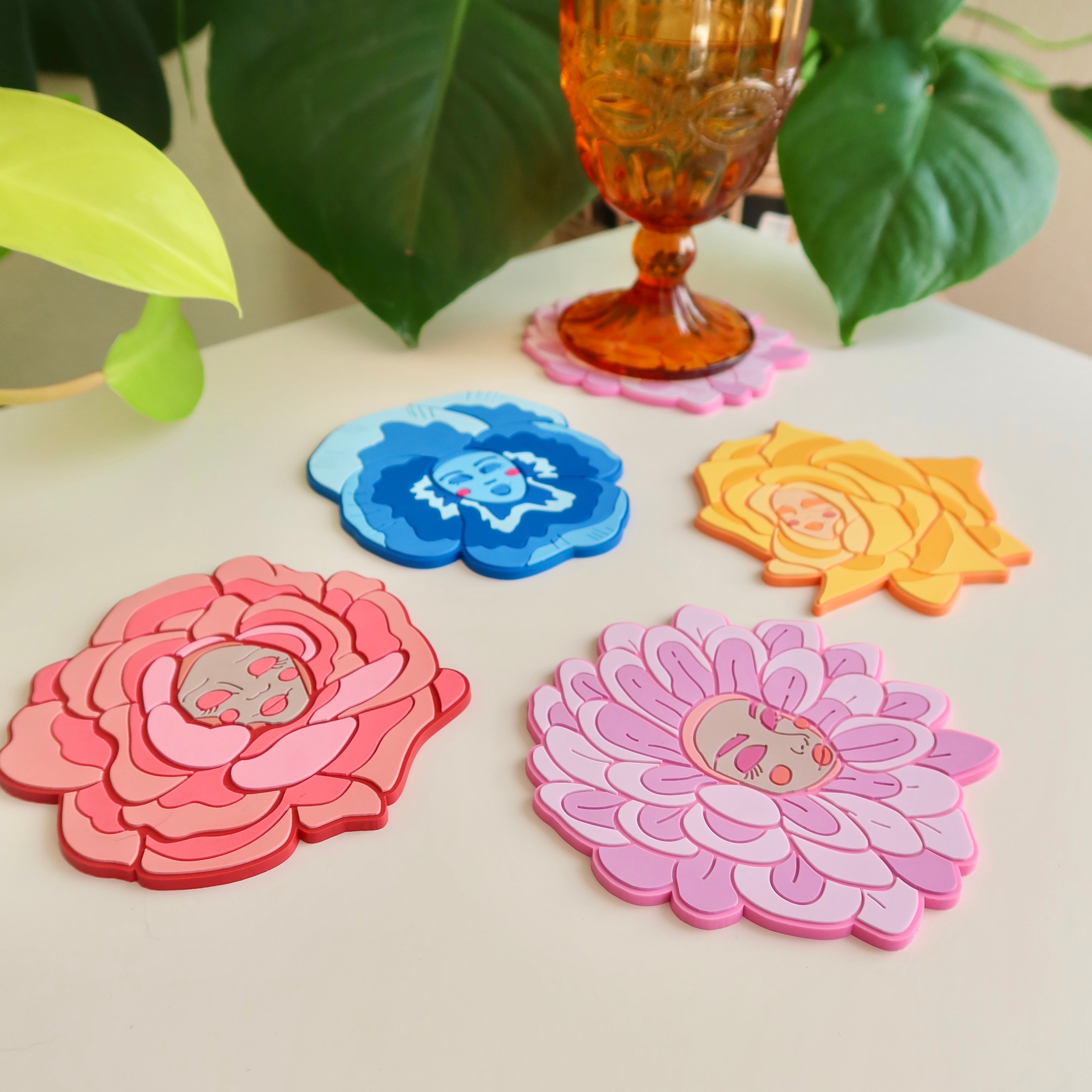 Flower Girl Coaster Set